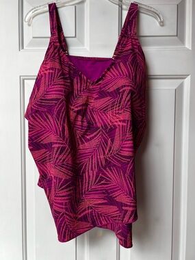 Lands' End Magenta and Fuchsia Palm-Print Women's Tankini Top